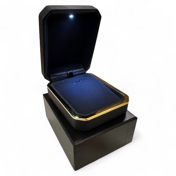 Leatherette Large Earring/Pendant Light Box, Black w/Gold Trim